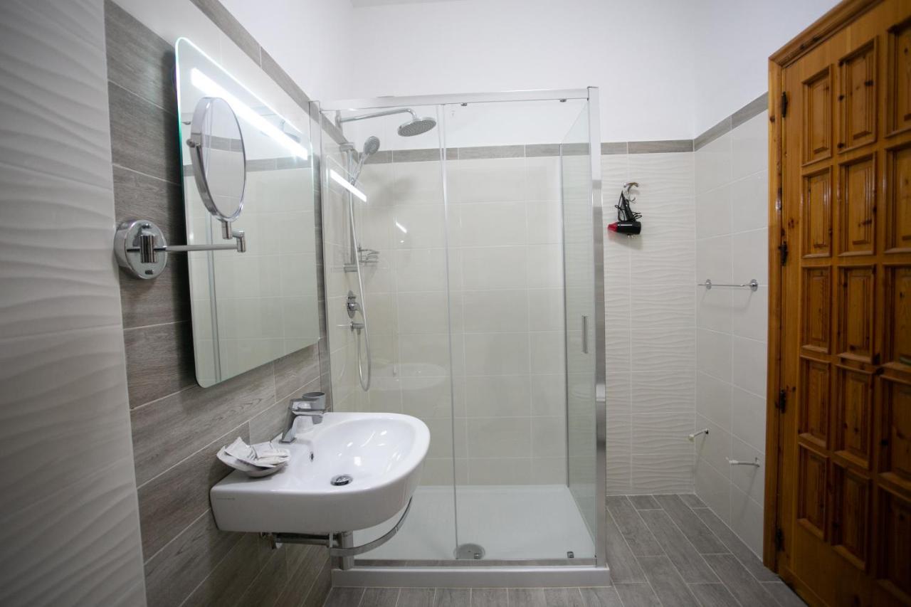 טרופאה B&B Leonida מראה חיצוני תמונה